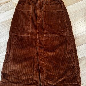 gap corduroy skirt with small slit and buttoned waist